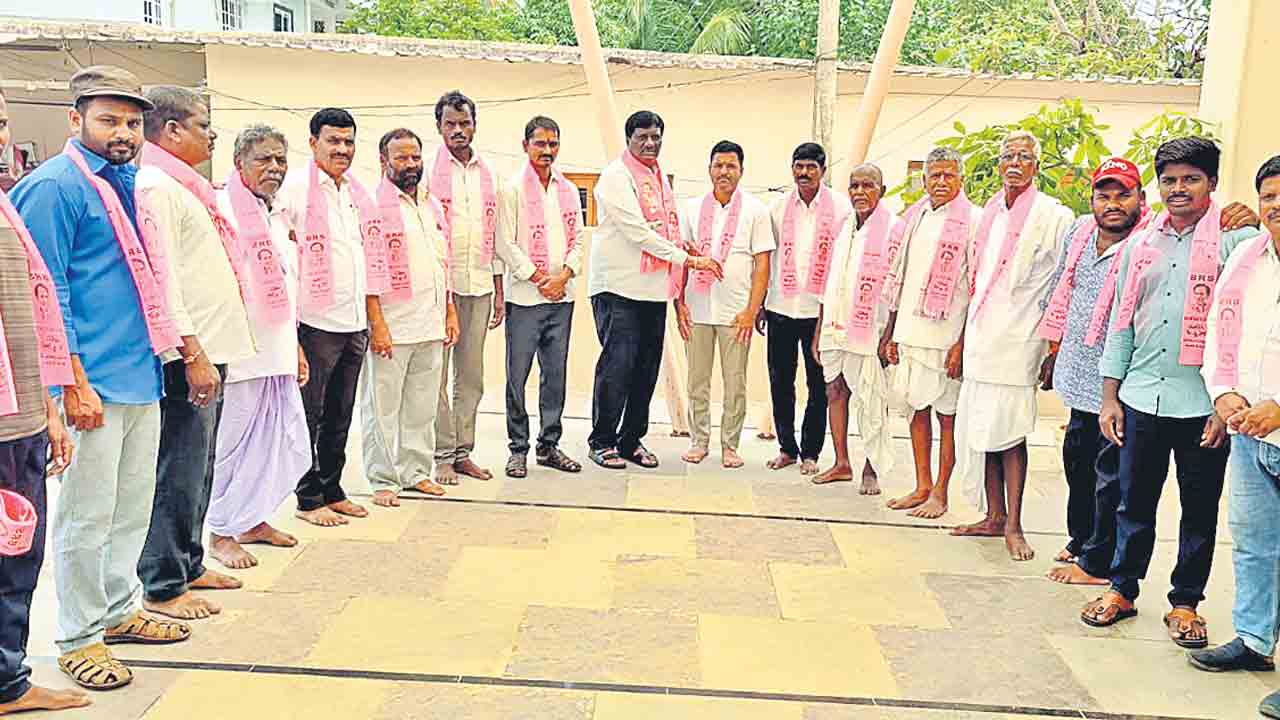 హామీలు నెరవేర్చని కాంగ్రెస్‌