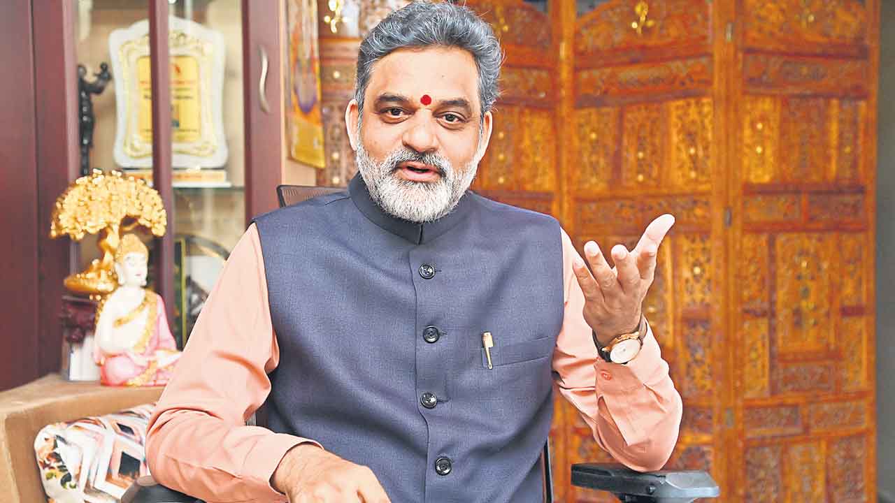 బీసీ బిల్లులను 9వ షెడ్యూల్‌లో చేర్చాలి కృష్ణమోహన్‌రావు డిమాండ్‌ చేశారు