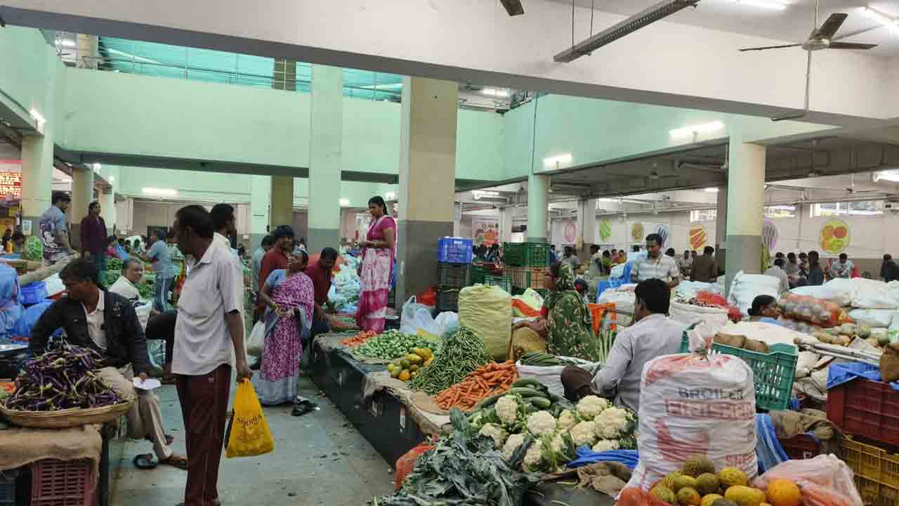 కూకట్పల్లి రైతుబజార్లో కూరగాయల ధరలు