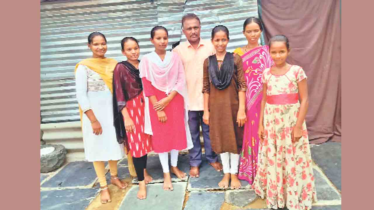 ‘ఇందిరమ్మా’ నీకిది తగునా?