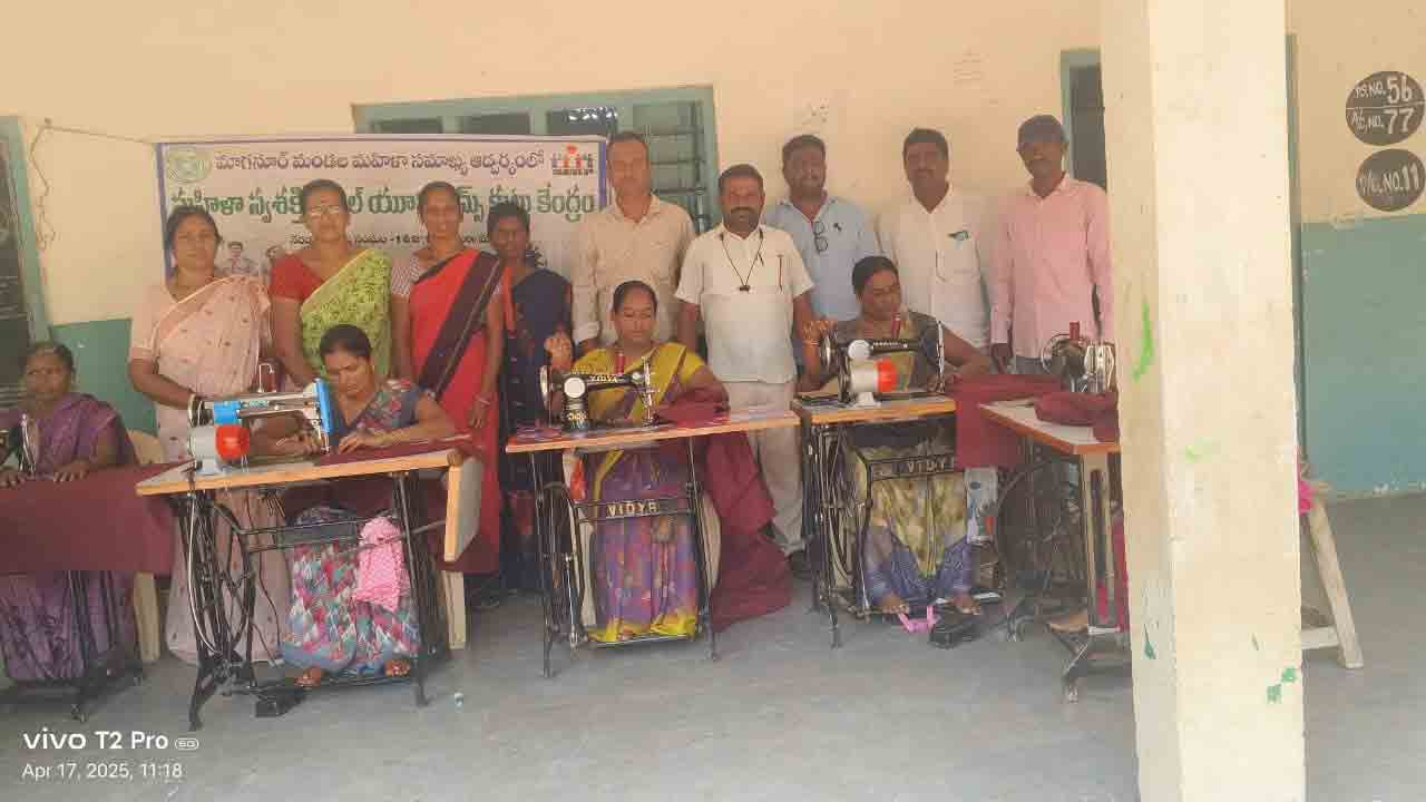 గడువులోగా యూనిఫామ్స్‌ అందేనా..?