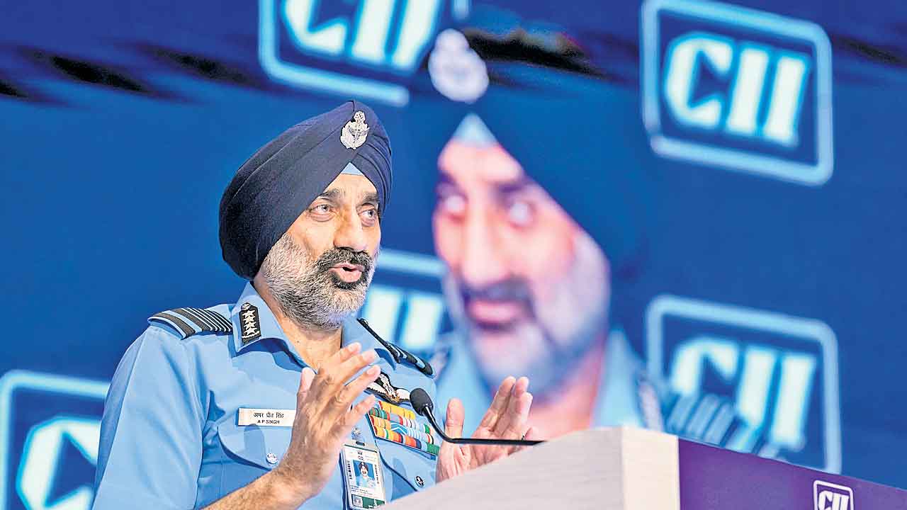 Amar Preet Singh | ఒప్పందాలేనా? ఆయుధాలేవీ?.. ఒక్క ప్రాజెక్టు కూడా సమయానికి పూర్తి కాలేదు: ఐఏఎఫ్‌ చీఫ్‌