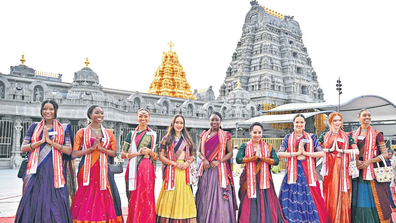 Miss World | యాదగిరి గుట్ట టెంపుల్‌ సో బ్యూటిఫుల్‌.. లక్ష్మీనరసింహుడి క్షేత్రానికి ప్రపంచ సుందరీమణుల కితాబు