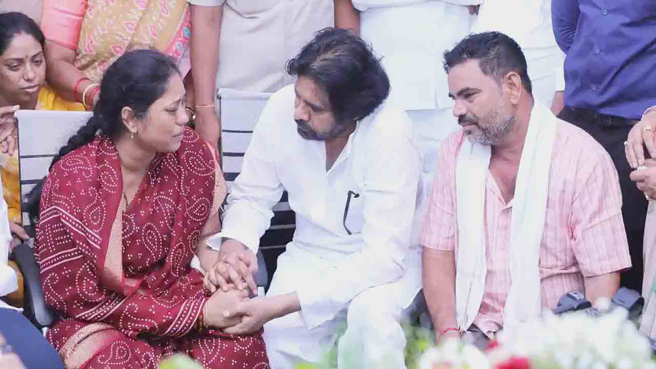 మురళీనాయక్‌ కుటుంబానికి ఏపీ సర్కారు అండ