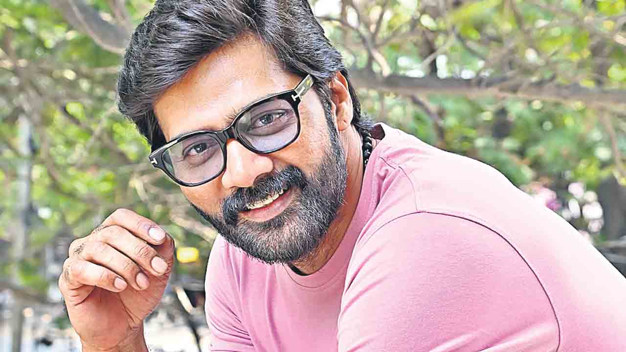 Naveen Chandra | హీరో నవీన్‌ చంద్ర అన్ని భాషలు మాట్లాడుతాడా..?