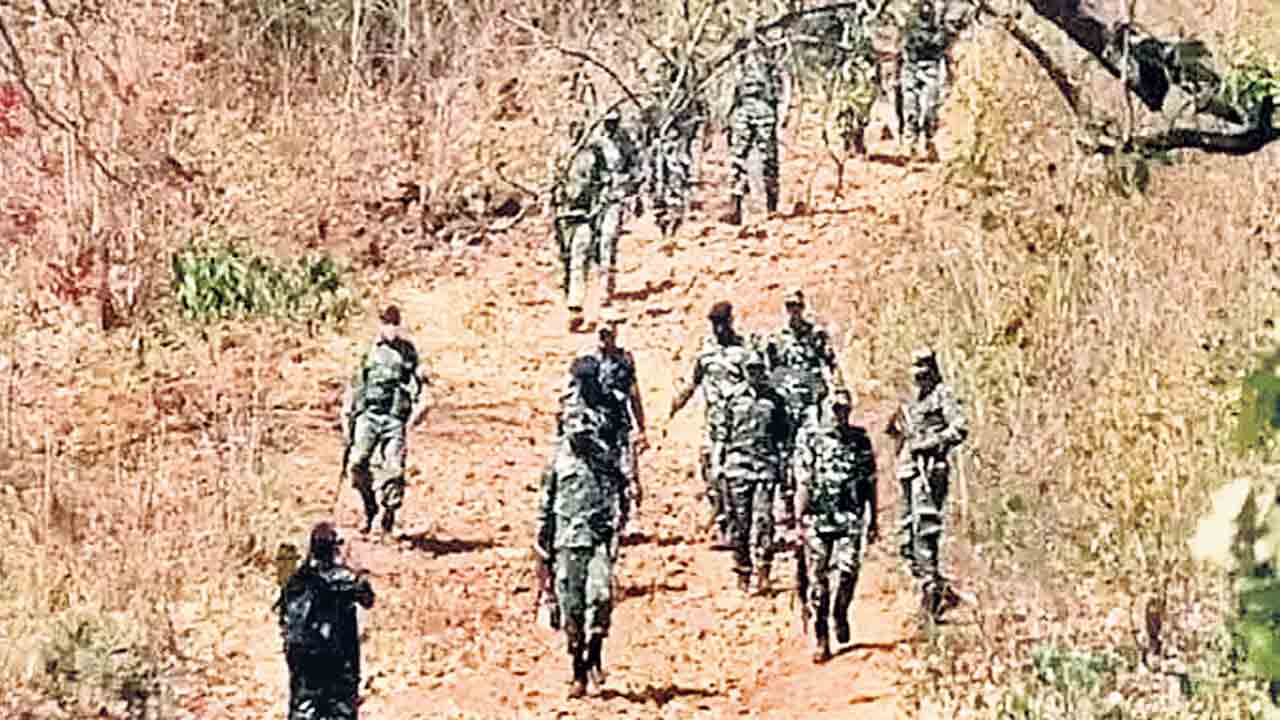 Karregutta Encounter | కర్రగుట్టలో ఎన్‌కౌంటర్‌.. మృతుల్లో మావోయిస్ట్‌ అగ్రనేత..?