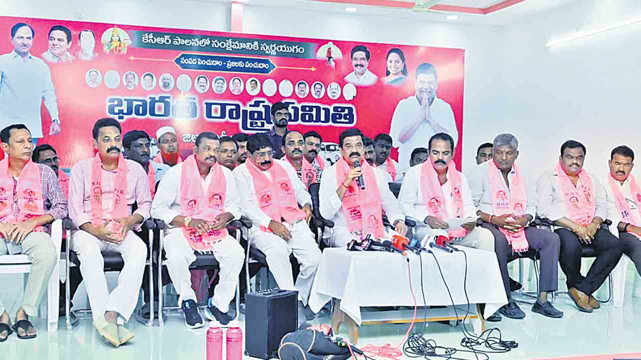 ఇందిరమ్మ ఇండ్లు ఎక్కడ?