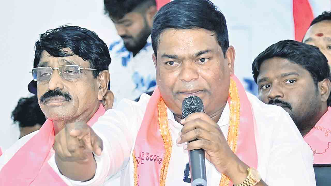 కాంగ్రెస్‌ ప్రభుత్వం అంటేనే కమీషన్ల పాలన