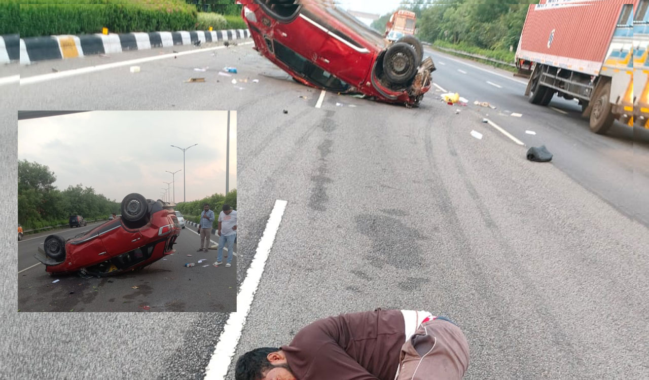 ORR | ఓఆర్‌ఆర్‌పై డివైడర్‌ను ఢీకొట్టి కారు బోల్తా.. వ్యక్తి దుర్మరణం