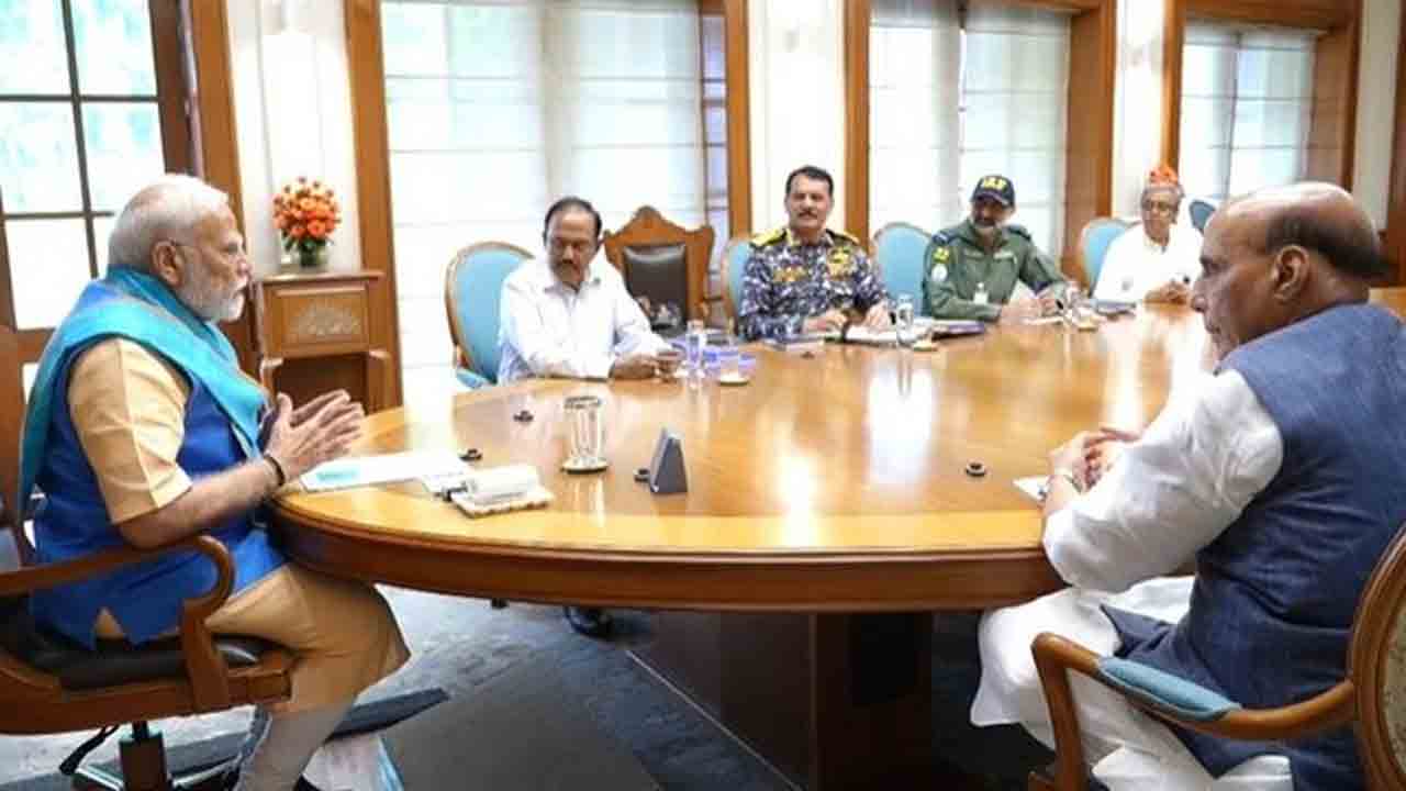 PM Modi | త్రివిధ దళాధిపతులతో ప్రధాని మోదీ కీలక భేటీ