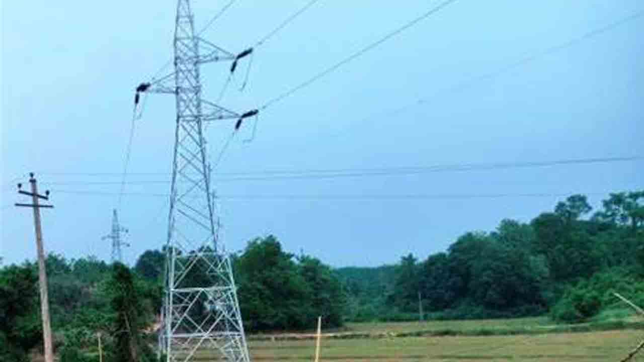 Power bills | ఆ రాష్ట్రంలో కరెంటు బిల్లులు కడుతున్నది సగానికి తక్కువ మందే..!