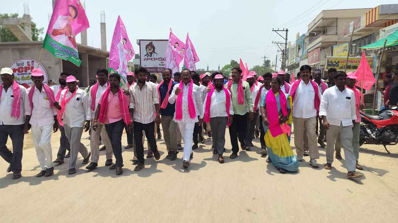 అభివృద్ధికి నిధులు తేలేని దద్దమ్మ రాజగోపాల్‌రెడ్డి