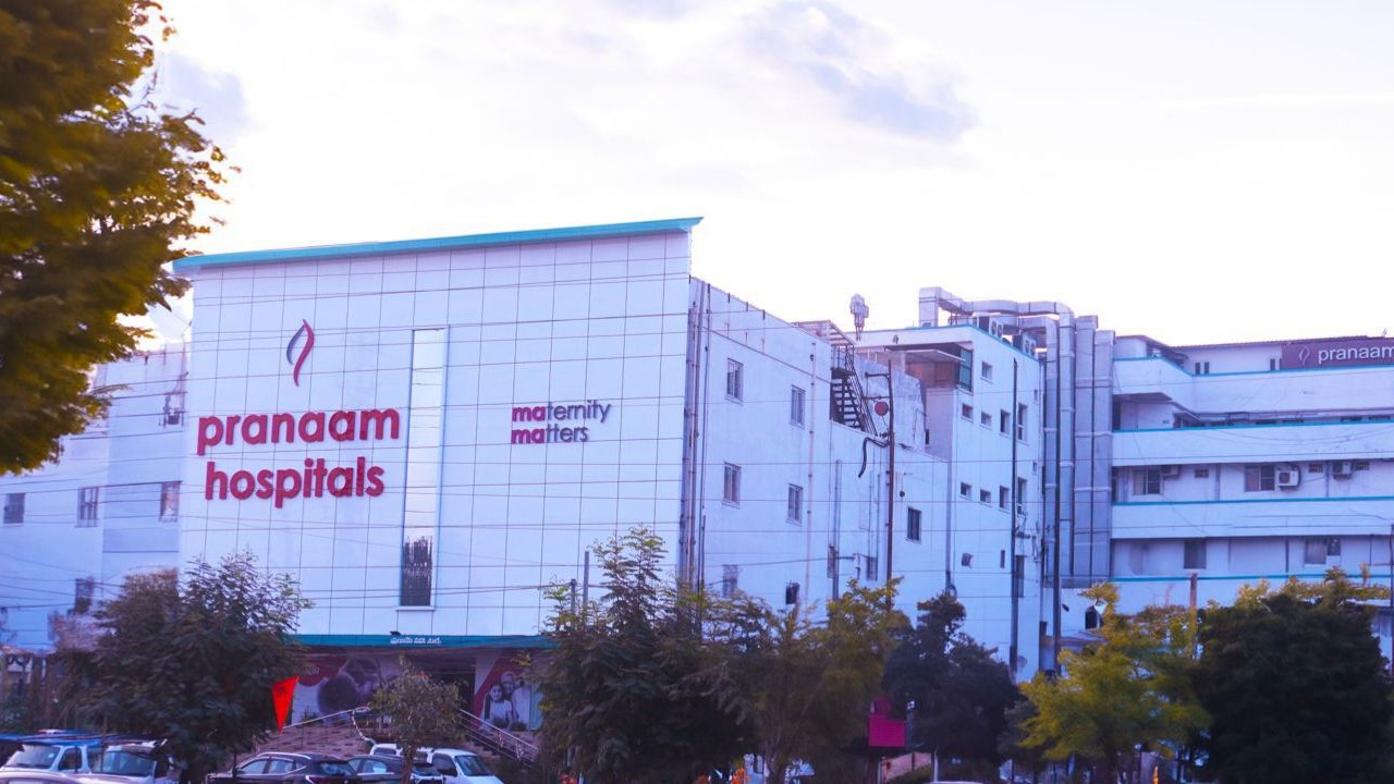 Pranaam Hospital | ప్రణామ్ హాస్పిటల్స్‌లో అరుదైన శస్త్ర చికిత్స.. 8.5 కిలోల అండాశయ ట్యూమర్ విజయవంతంగా తొలగింపు