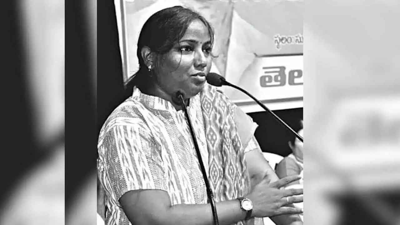 ప్రొఫెసర్‌ సుజాతపై చర్యలు తీసుకోవాలి.. సీఎం రేవంత్‌కు బీజేపీ ఎమ్మెల్యే పాయల్‌ శంకర్‌ లేఖ