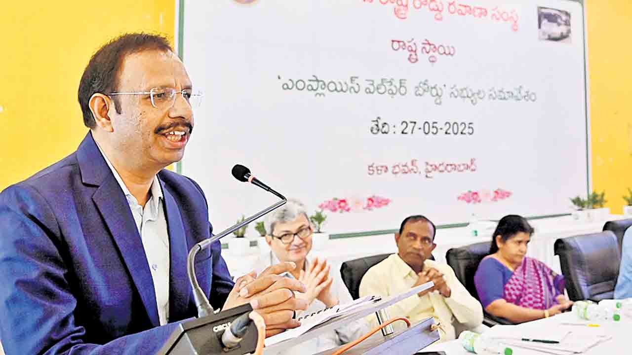 మనుగడ కోసం కొందరు రెచ్చగొడుతున్నారు