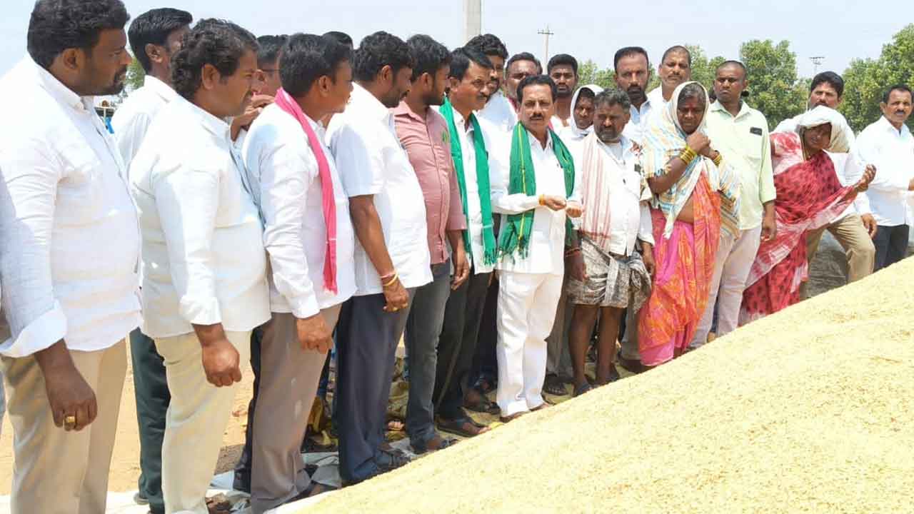 ధాన్యం కొనుగోళ్లలో కాంగ్రెస్‌ విఫలం