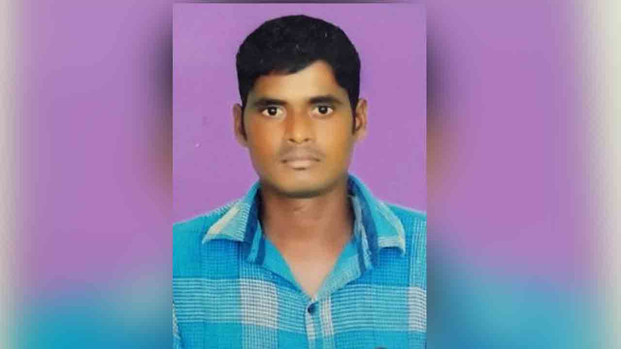 Nagarkurnool | బైక్‌ అదుపుతప్పి యువకుడు మృతి