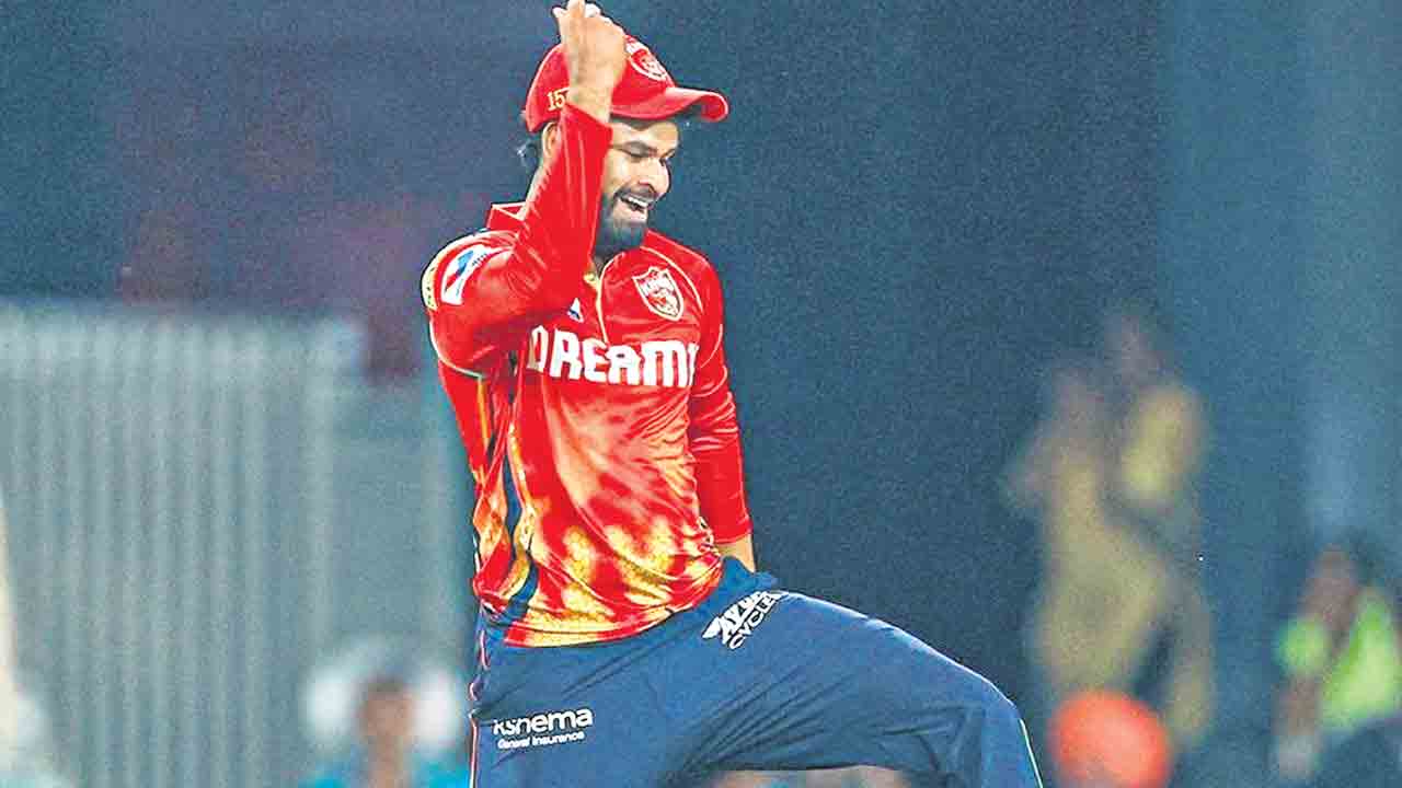 Shreyas Iyer | శభాష్‌ సర్పంచ్‌ సాబ్‌.. ఎక్కడికెళ్లినా బొమ్మ సూపర్‌ హిట్టు!