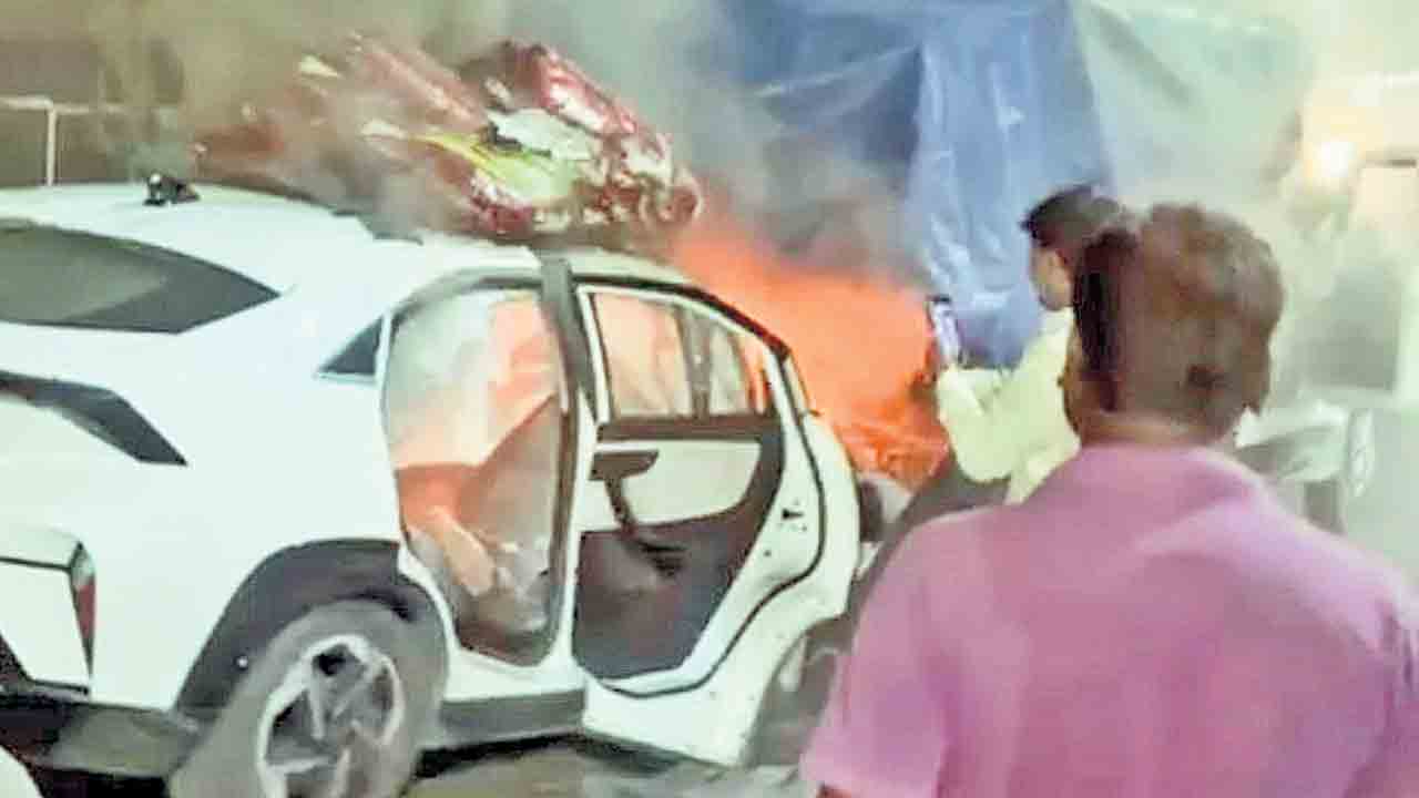 ఓఆర్‌ఆర్‌పై ఘోర రోడ్డు ప్రమాదం