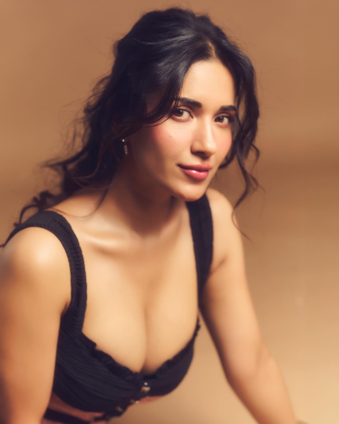 Ruhani Sharma (3)