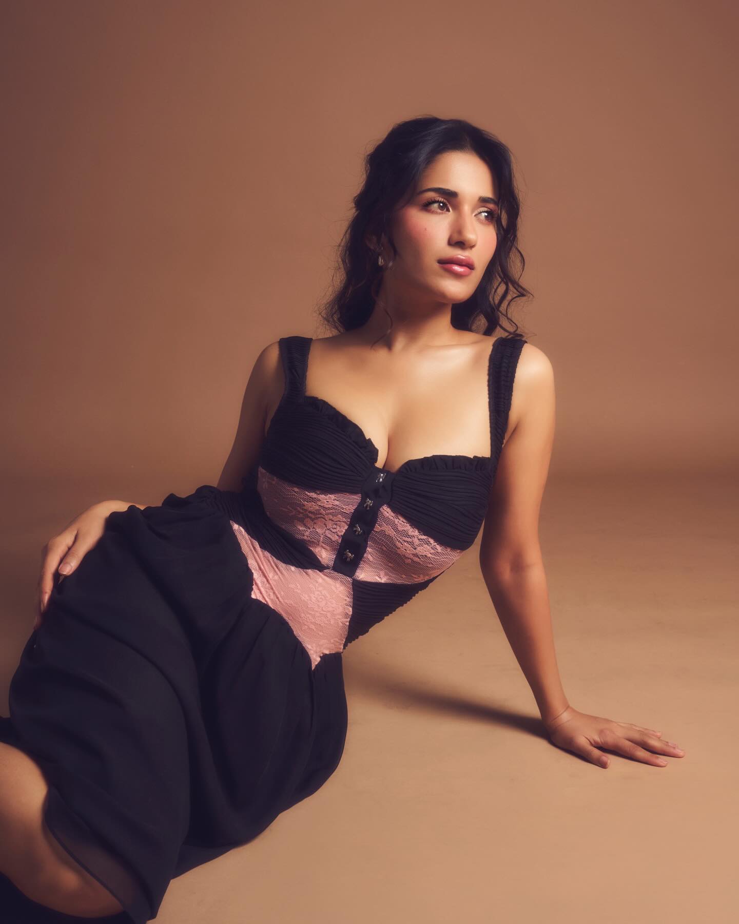 Ruhani Sharma (4)