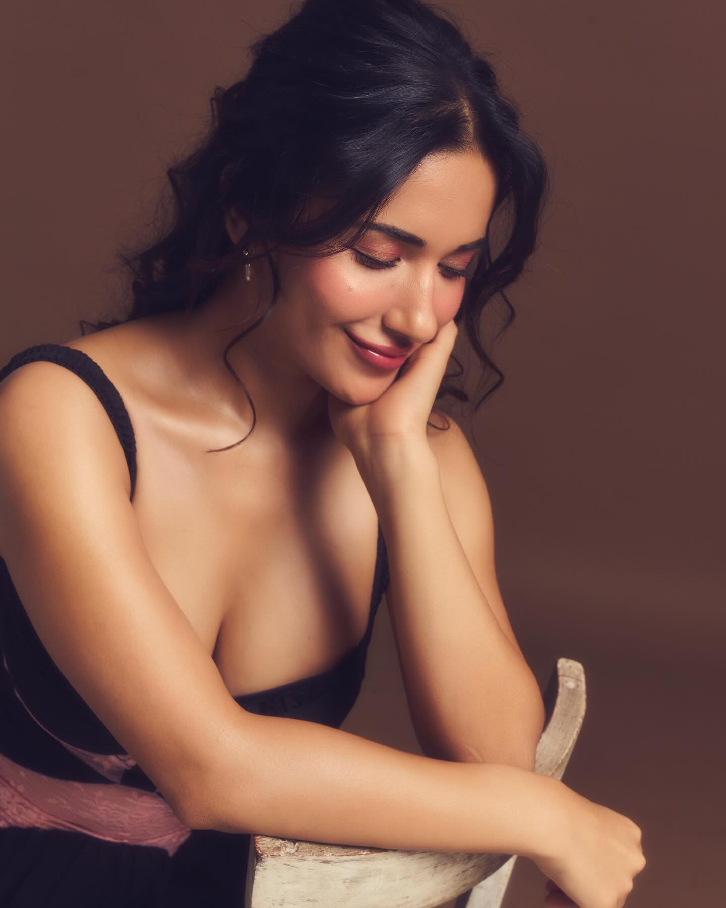Ruhani Sharma (6)