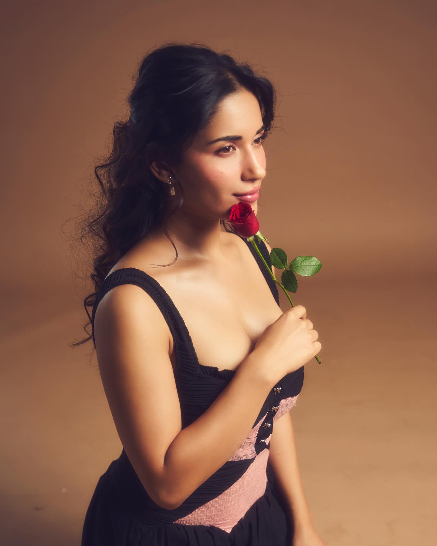 Ruhani Sharma (7)