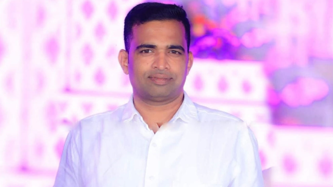 BRS Leader | కాంగ్రెస్ కార్పొరేటర్ వేధింపులకు బీఆర్ఎస్ నాయకుడు బలి