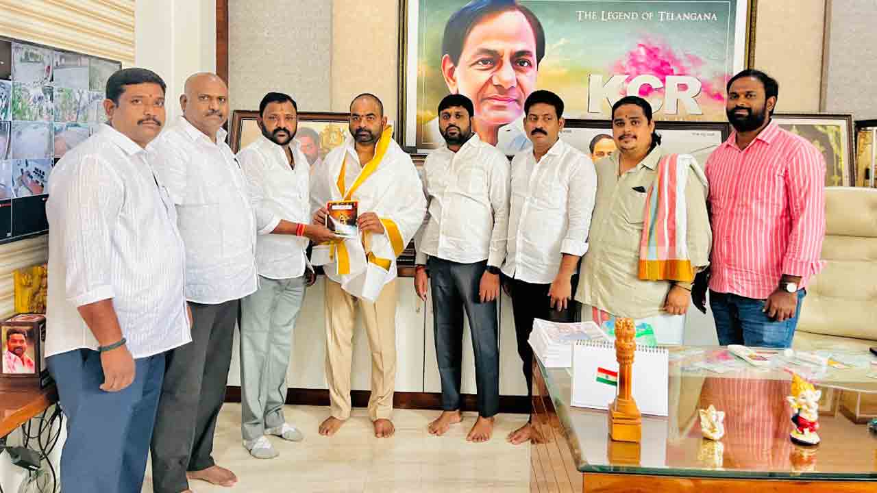 ఎప్పటికప్పుడు ప్రజా సమస్యలు పరిష్కరిస్తున్నాం : ఎమ్మెల్సీ శంభీపూర్ రాజు