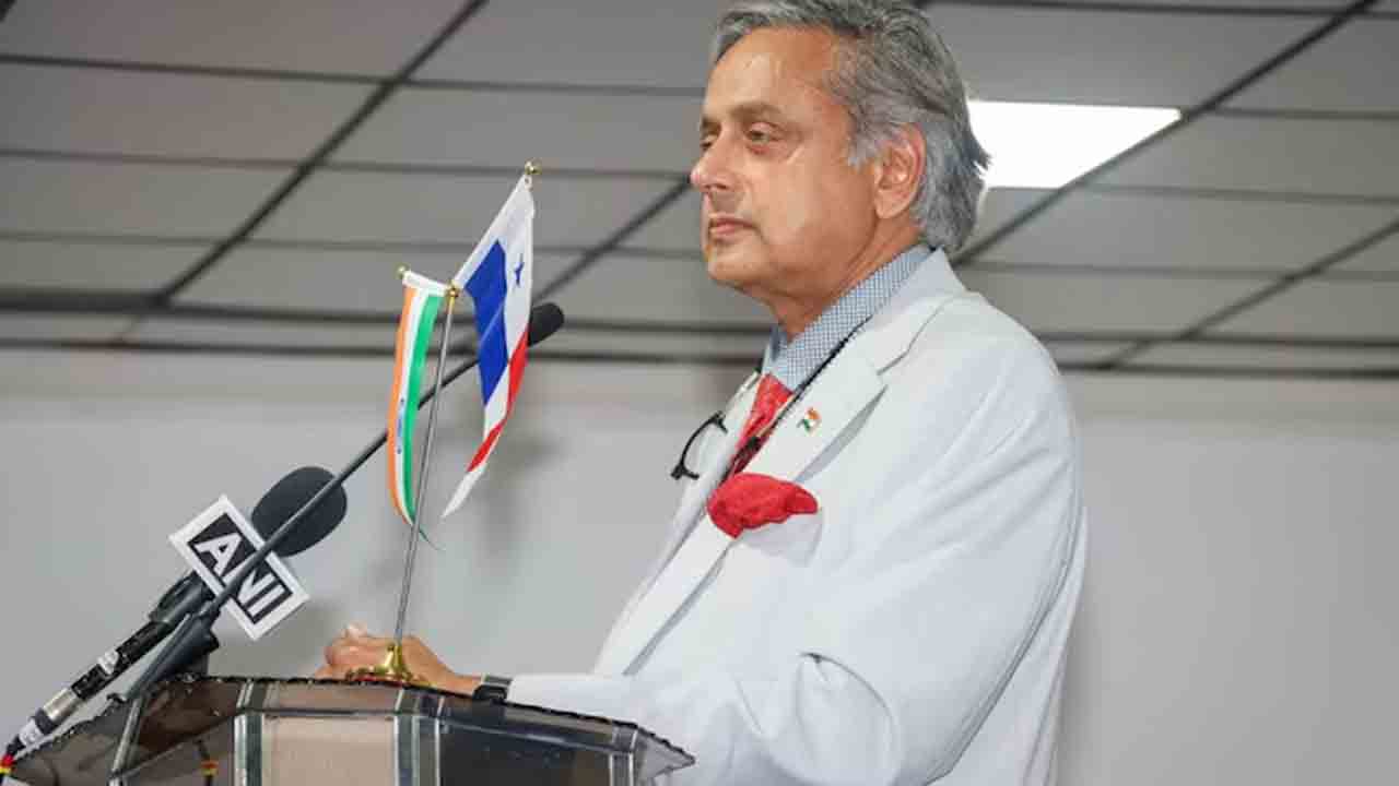 Shashi Tharoor | ఉగ్రవాదుల మృతికి సంతాపమా..? కొలంబియా ప్రభుత్వ వైఖరి పట్ల శశిథరూర్ అసహనం