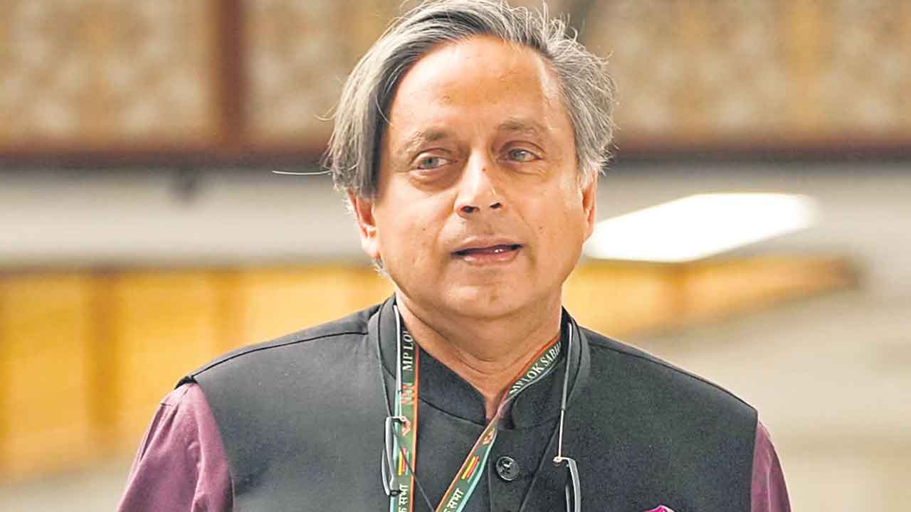 Shashi Tharoor