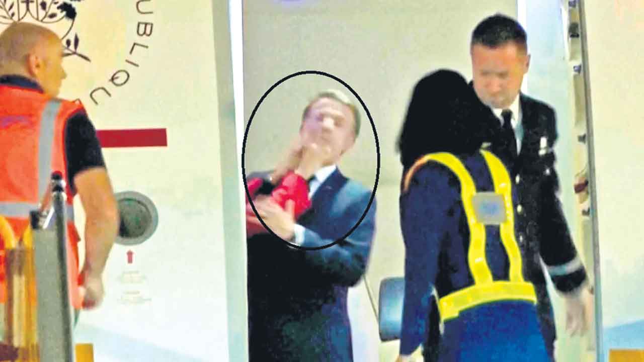 Emmanuel Macron | అధ్యక్షుడైతే నాకేంటి?.. ఫ్రాన్స్‌ అధ్యక్షుడి చెంప చెళ్లుమనిపించిన భార్య