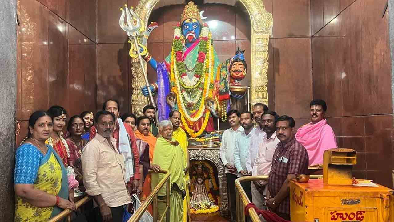 Indian Army | భారత సైన్యానికి మద్ధతుగా మైసమ్మ ఆలయంలో పూజలు