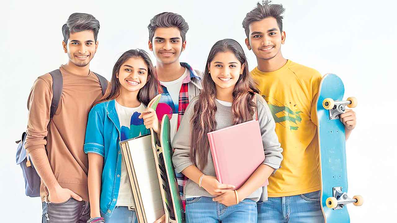 Telangana | సందిగ్ధంలో ఉన్నతవిద్య.. పరీక్షలను బహిష్కరిస్తున్న కాలేజీలు!