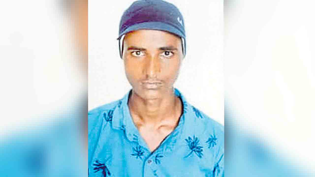 ఆన్‌లైన్‌ గేమ్‌కు యువకుడు బలి