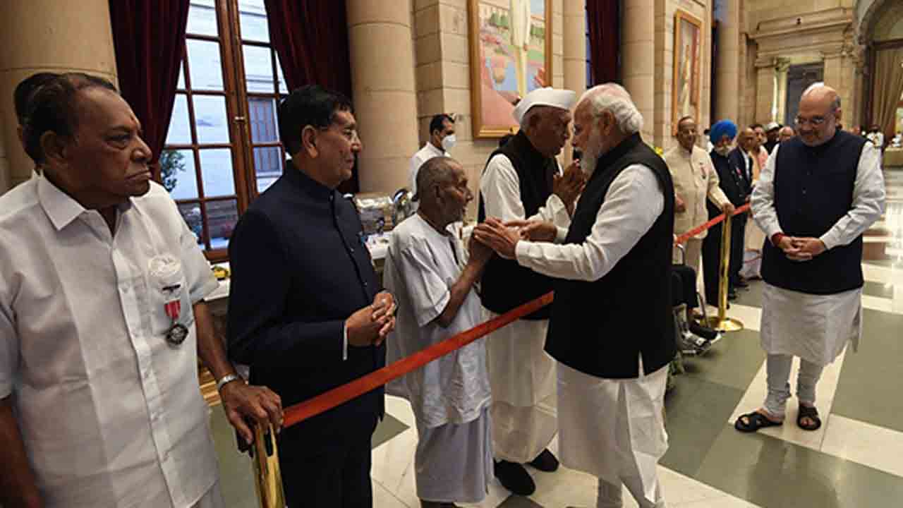 PM Modi | స్వామి శివానంద మృతికి ప్రధాని మోదీ సంతాపం