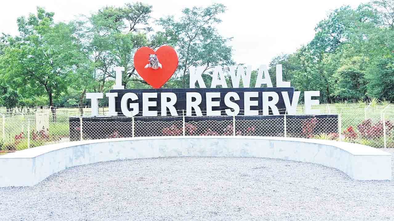 అటకెక్కిన టూరిజం కారిడార్.. ఏడాదిన్నరగా కాగితాలకే పరిమితం