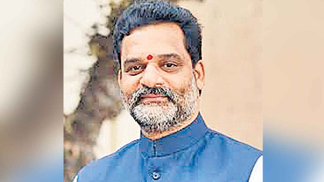 కులగణనకు తెలంగాణ రోల్‌మాడల్‌ కాదు.. రాహుల్‌గాంధీకి వకుళాభరణం లేఖ