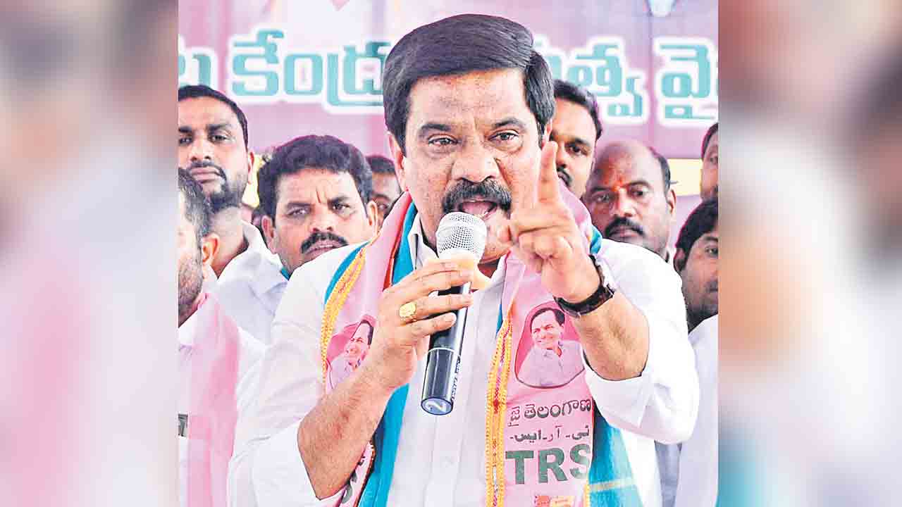అందరి గుండెల్లో ఉన్నది కేసీఆరే