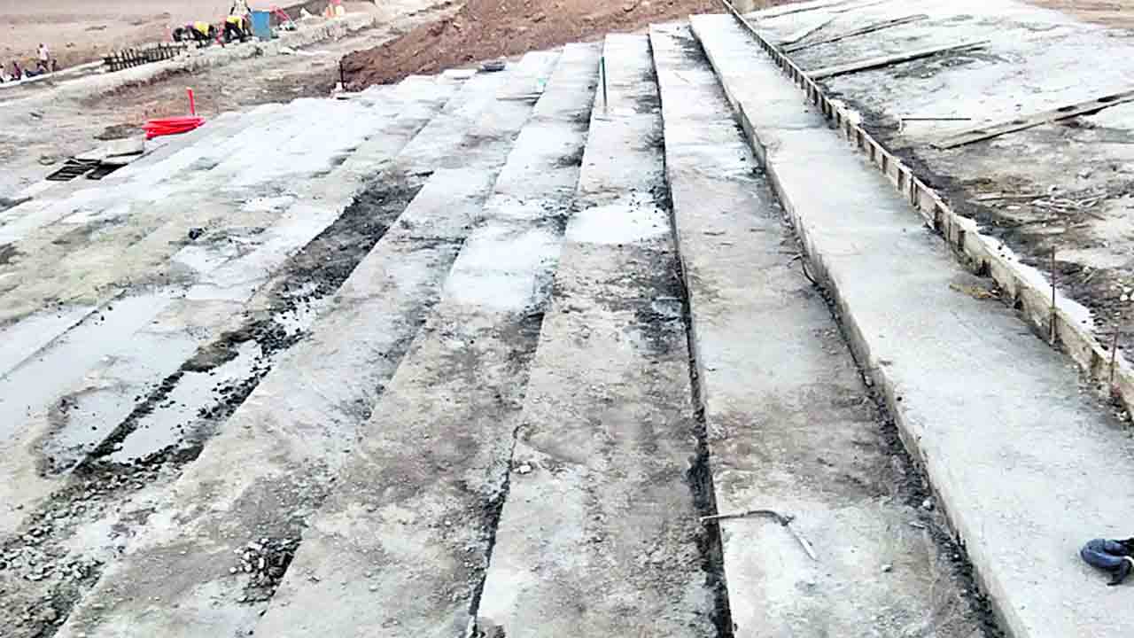 ముక్తీశ్వరా.. ఏమిటీ నిర్లక్ష్యం