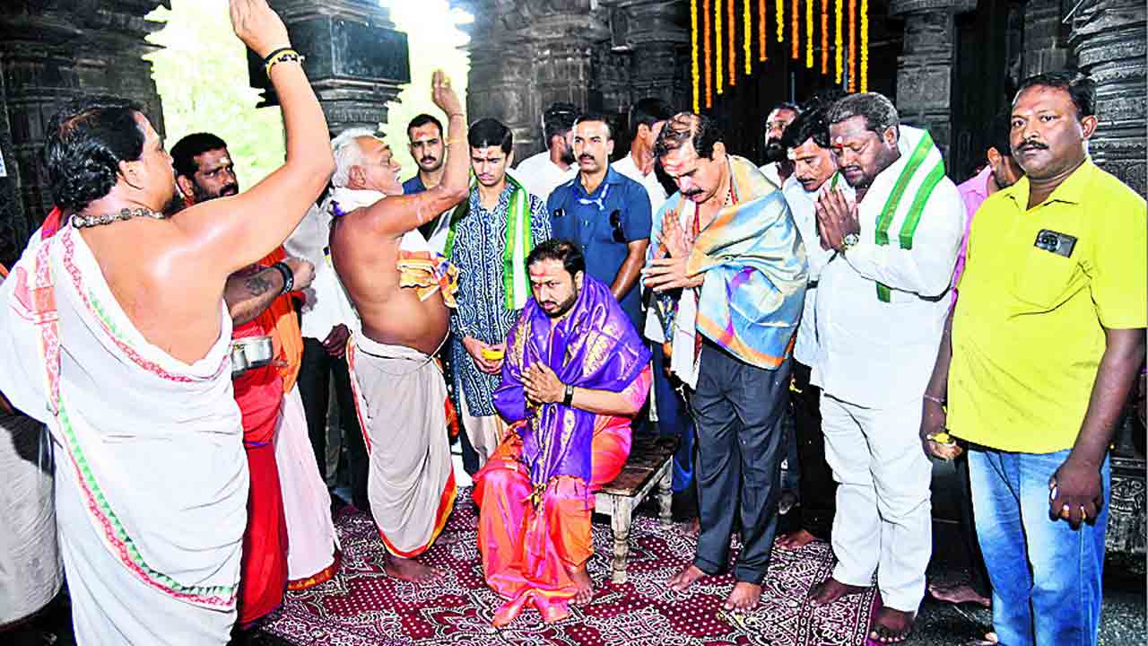 సంస్కృతీసంప్రదాయాలను కాపాడుకోవాలి