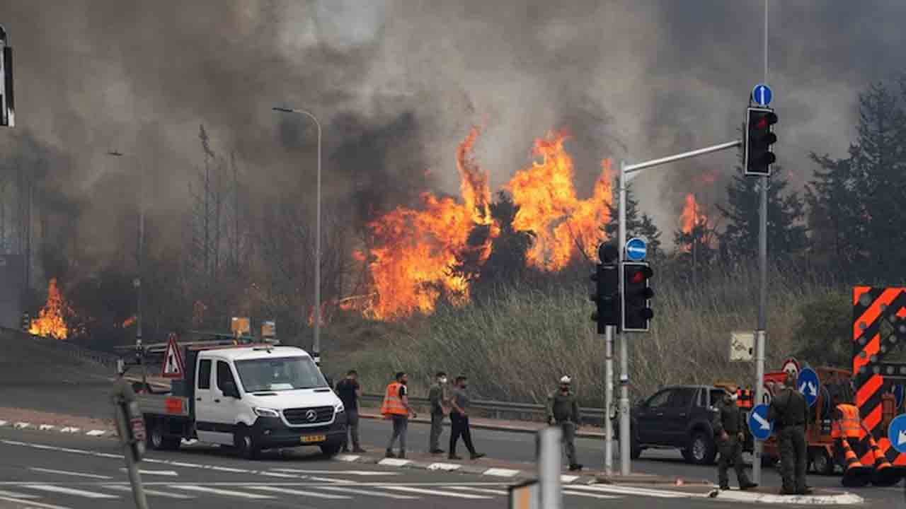 Wildfires | ఇజ్రాయెల్‌లో కార్చిచ్చు బీభత్సం.. వేలాది మందిని సురక్షిత ప్రాంతాలకు తరలిస్తున్న అధికారులు