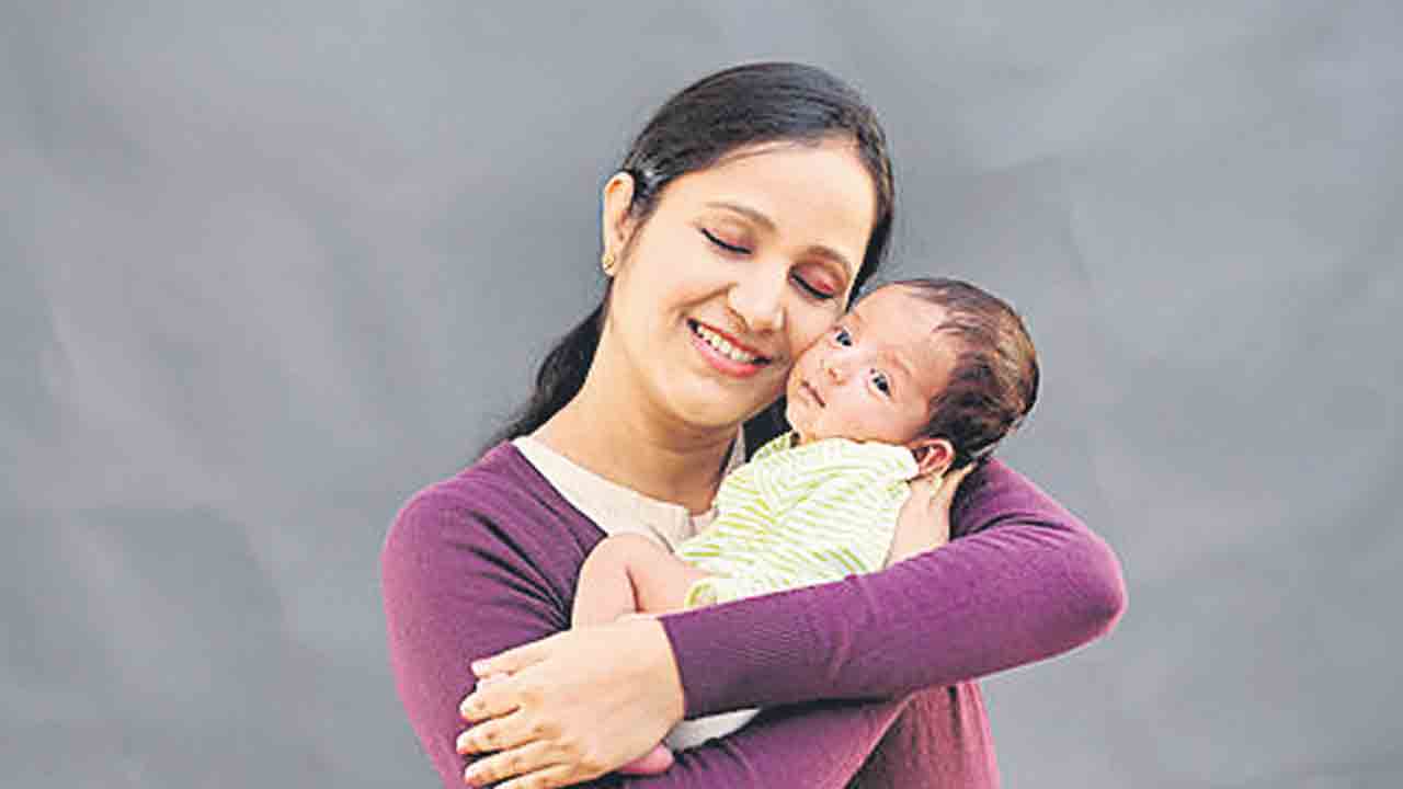 Supreme Court  మహిళల హక్కుల్లో ప్రసూతి సెలవులు కీలకం: సుప్రీంకోర్ట్‌