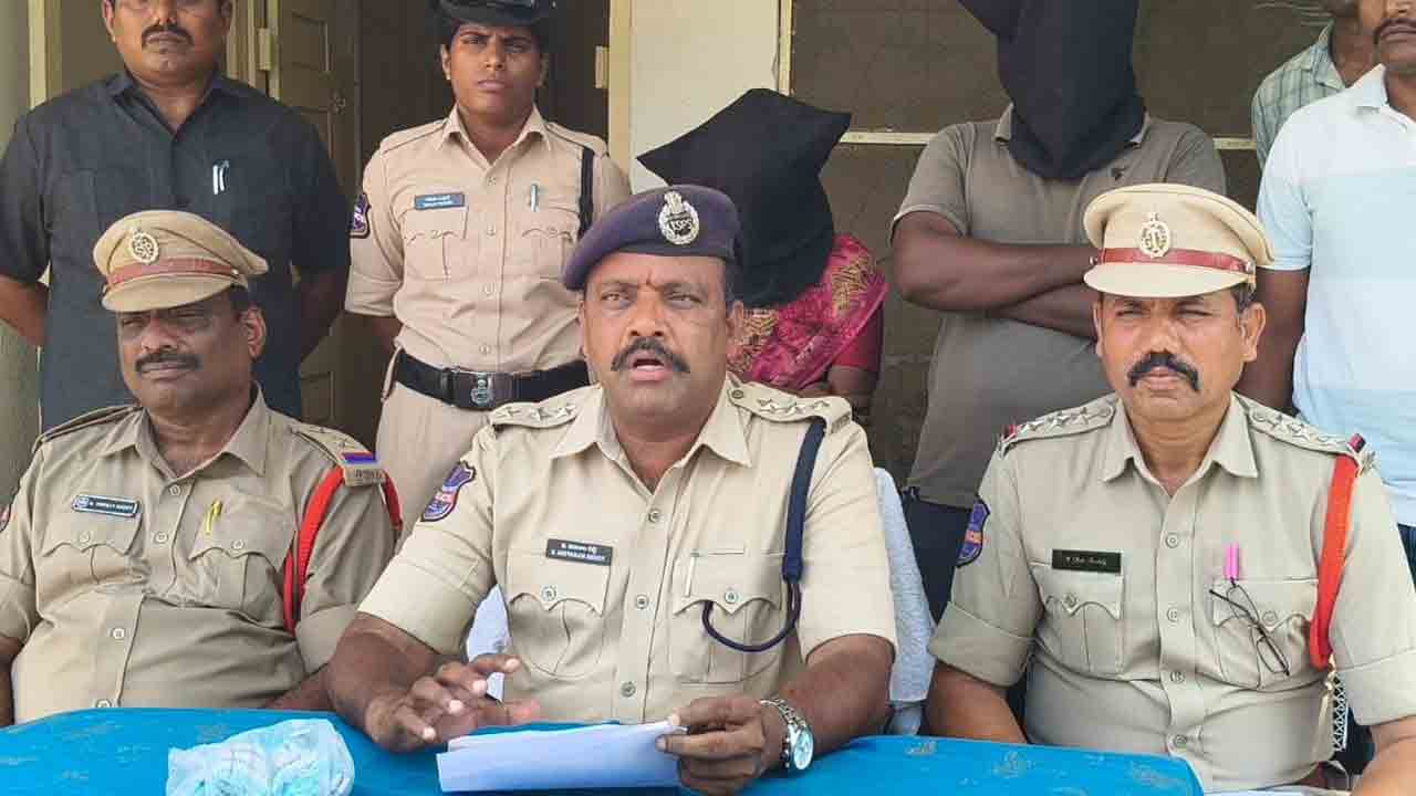 వివాహేతర సంబంధానికి అడ్డొస్తున్నాడని..