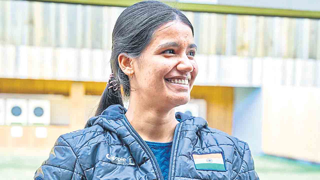 తేజస్వినికి స్వర్ణం