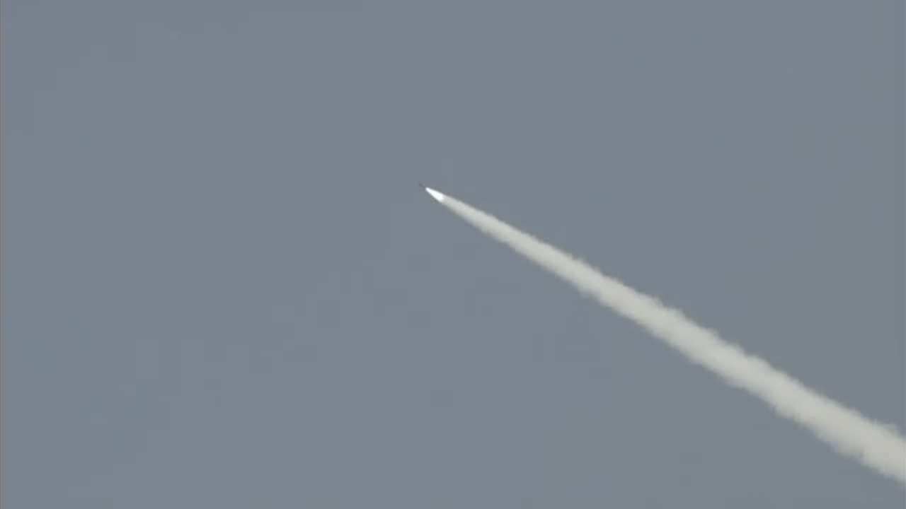 Abdali Ballistic Missile: 450 కిలోమీట‌ర్ల రేంజ్.. అబ్ద‌లి బాలిస్టిక్ క్షిప‌ణి ప‌రీక్షించిన పాకిస్థాన్‌