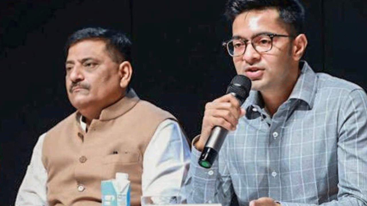 Abhishek Banerjee: పిచ్చి కుక్క‌లా పాక్ వ్య‌వ‌హ‌రిస్తోంది: అభిషేక్ బెన‌ర్జీ