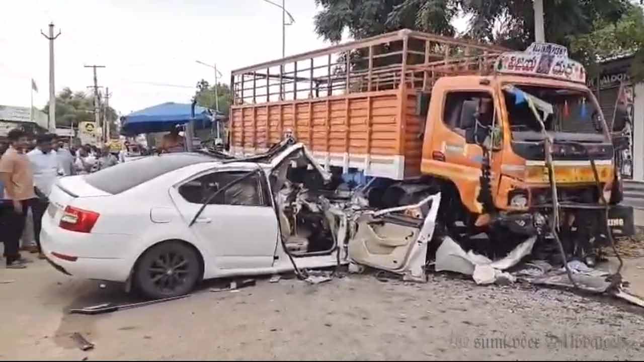 Road Accident | హ‌య‌త్‌న‌గ‌ర్‌లో ఘోర ప్ర‌మాదం.. ముగ్గురు మృతి