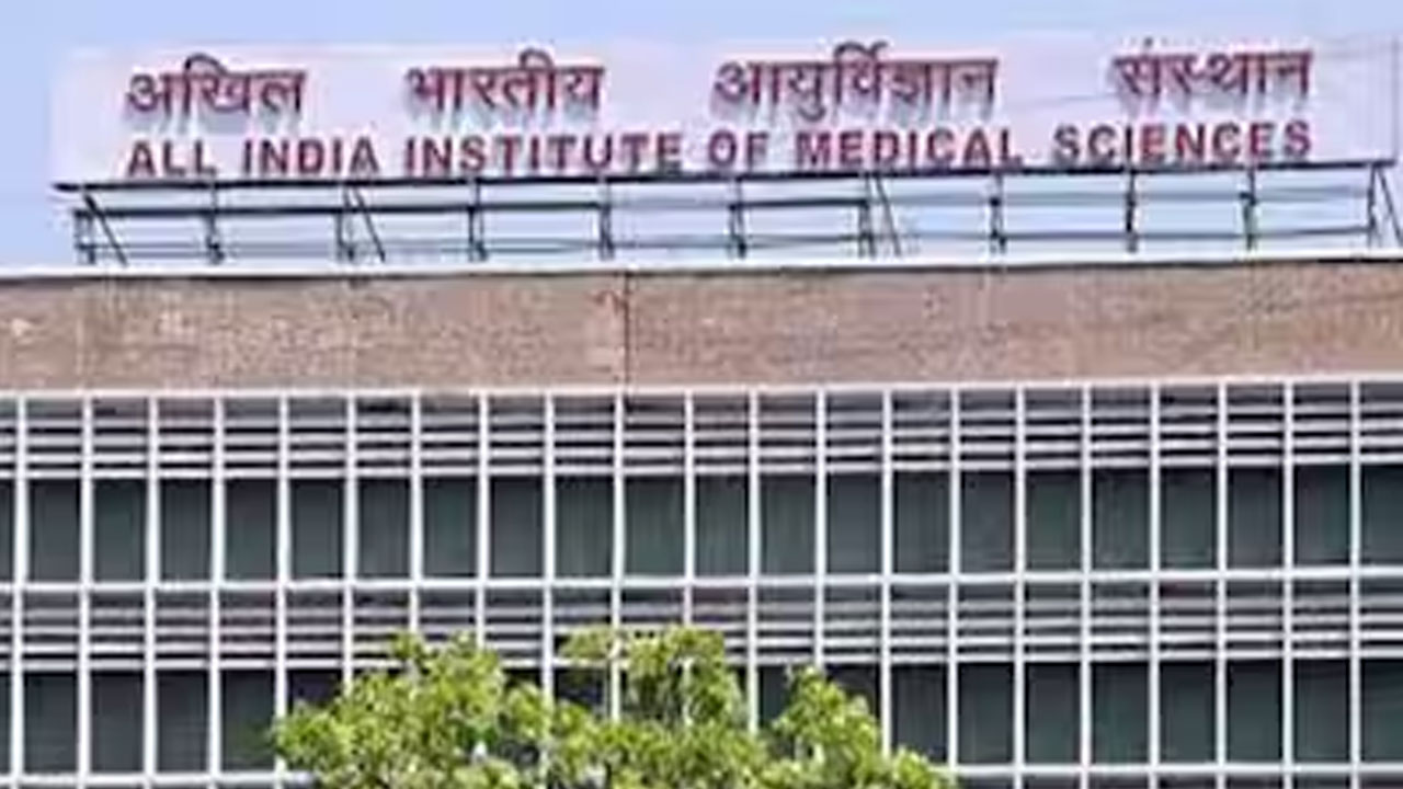 AIIMS | ఢిల్లీ ఎయిమ్స్ వైద్యుల సెల‌వులు ర‌ద్దు