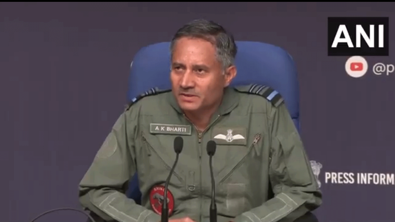 Operation Sindoor: మా పోరాటం ఉగ్ర‌వాదుల‌పైనే.. పాకిస్థాన్ మిలిట‌రీ ఉగ్ర‌వాదుల‌కు మ‌ద్ద‌తు ఇచ్చింది:  ఎయిర్ మార్ష‌ల్ ఏకే భార‌తి